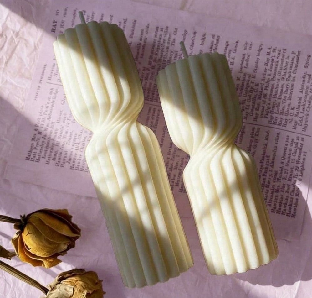 Twisted Bow Pillar Candle Set