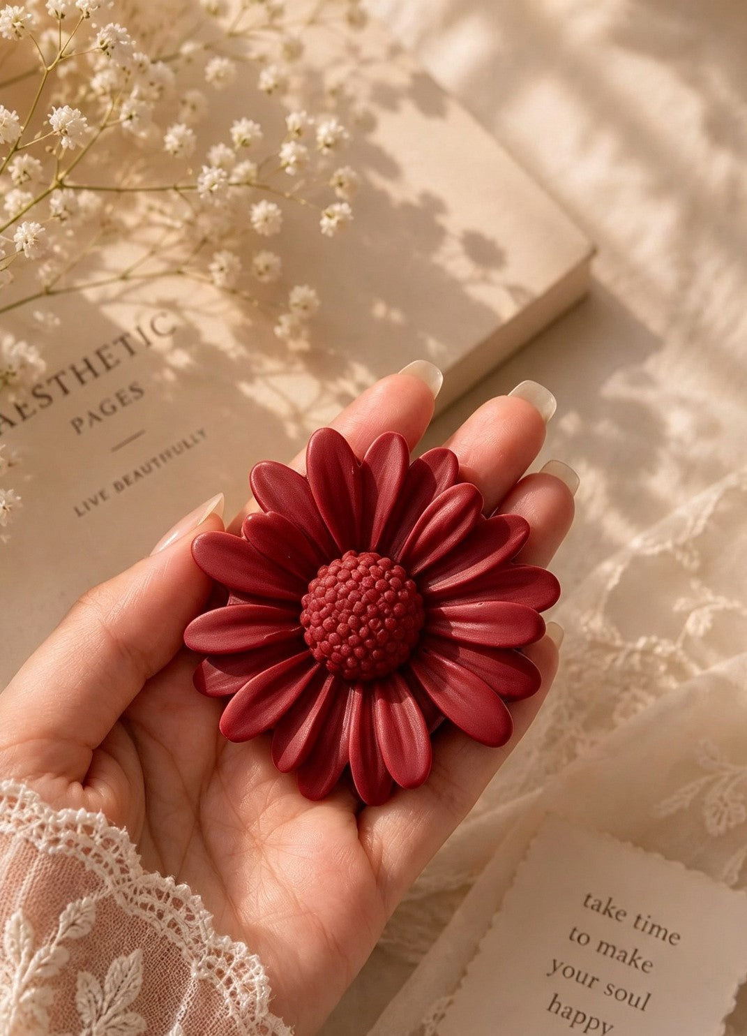 Daisy Bloom Candle